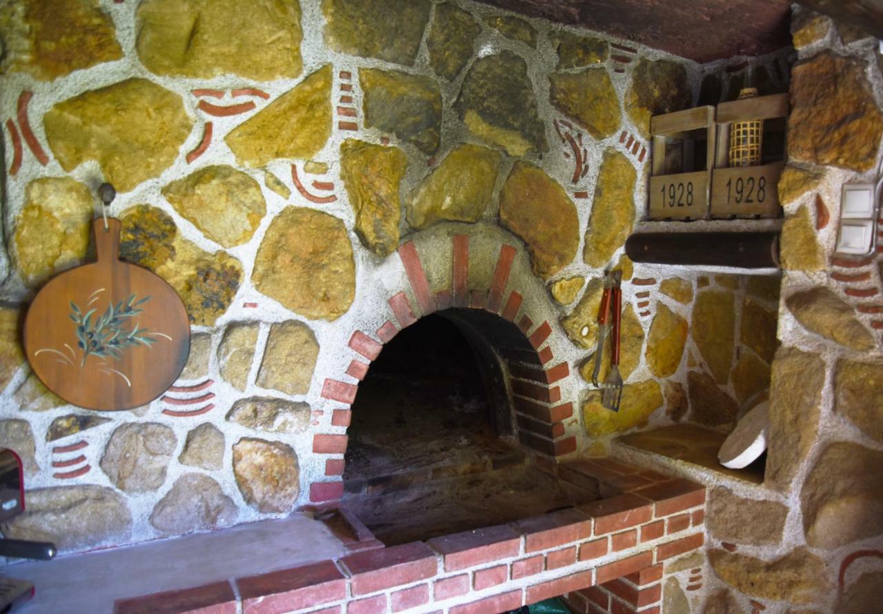 Zacharoulas Katikies Amarynthos Exterior foto